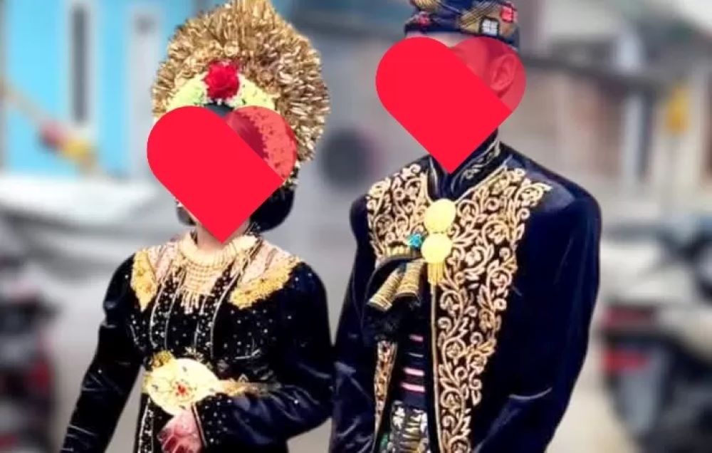 Kedua mempelai pernikahan dini dibawah umur di Lombok Tengah viral di media sosial.
