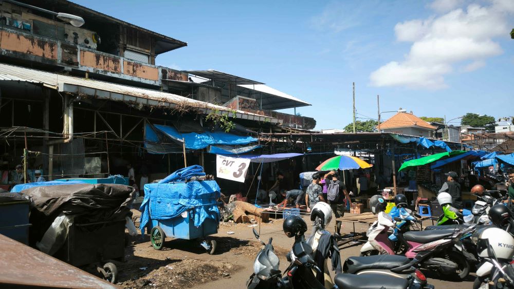 Terminal Kreneng segera difungsikan lagi dalam waktu dekat ini pedagang diharuskan pindah tempat.
