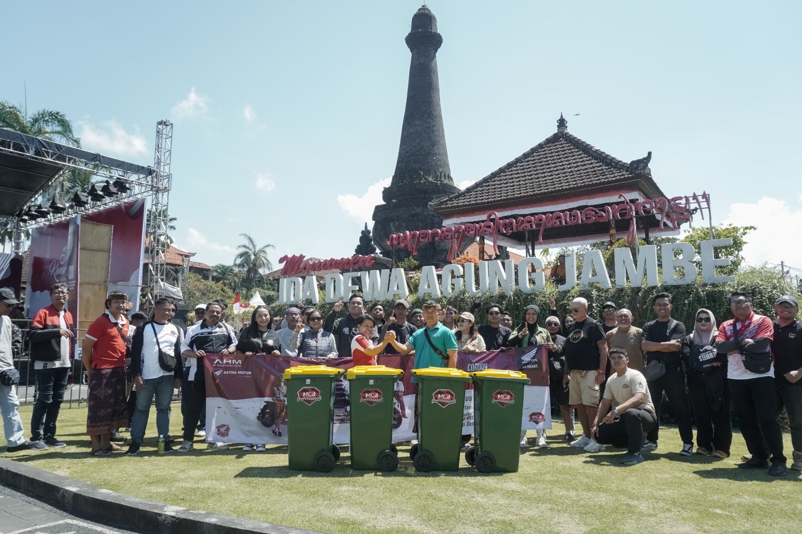 Honda Community Convoy Merdeka&nbsp; yang dilakukan Komunitas Honda Stylo Bali bersama Astra Motor Bali.