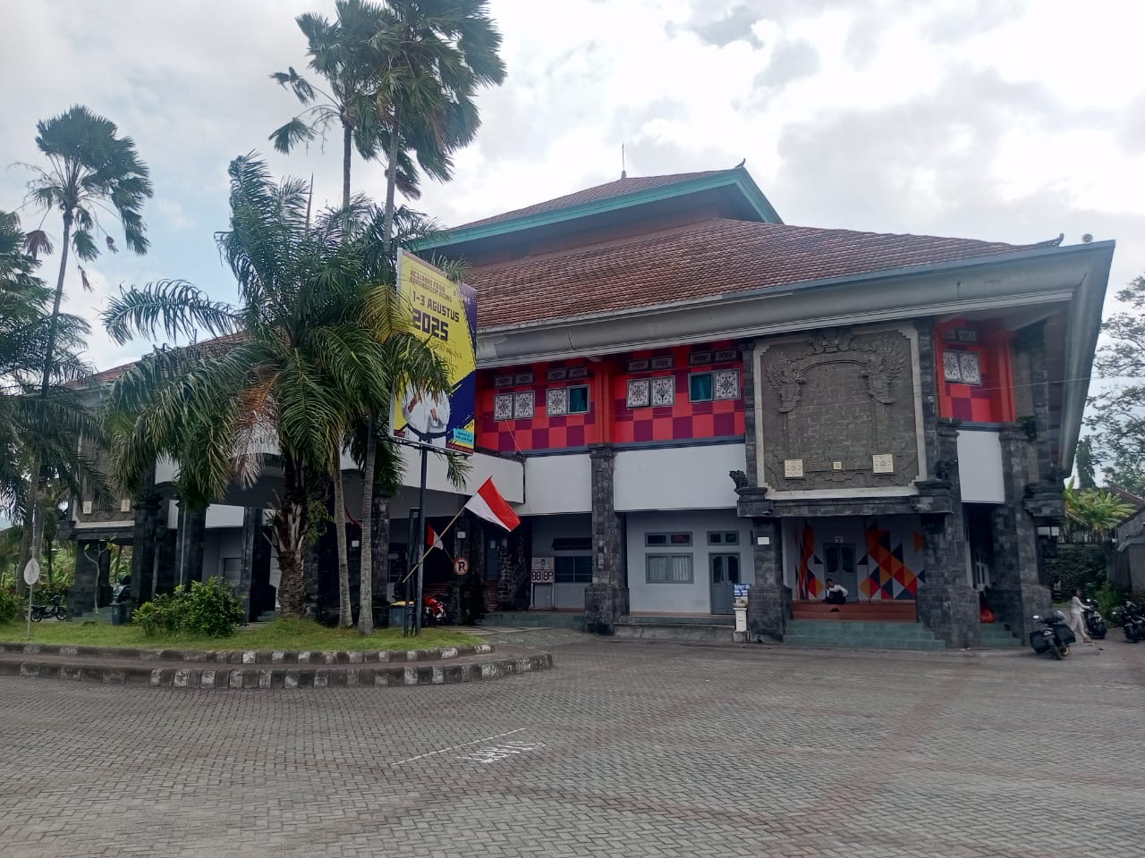 Karangasem All Out Gelar Voli Pasir dan Indoor di Porprov Bali XVI