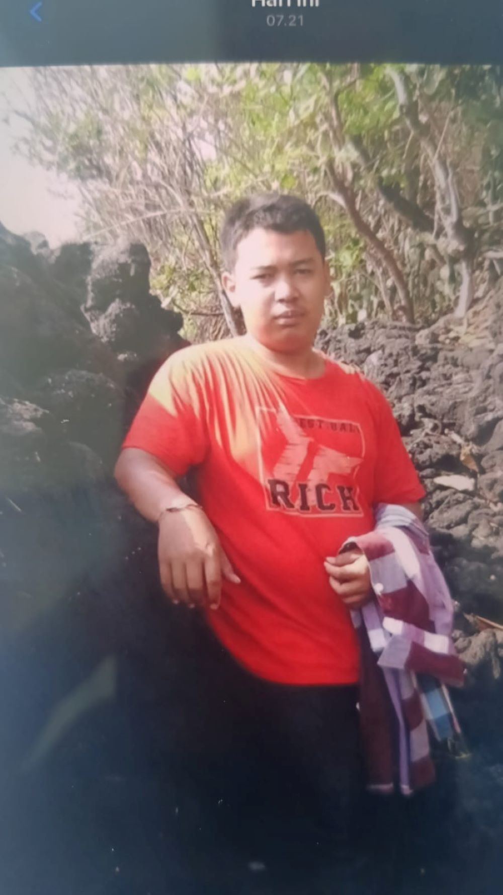 Almarhum Pande Megantara dikenal sopan, ramah dan baik.