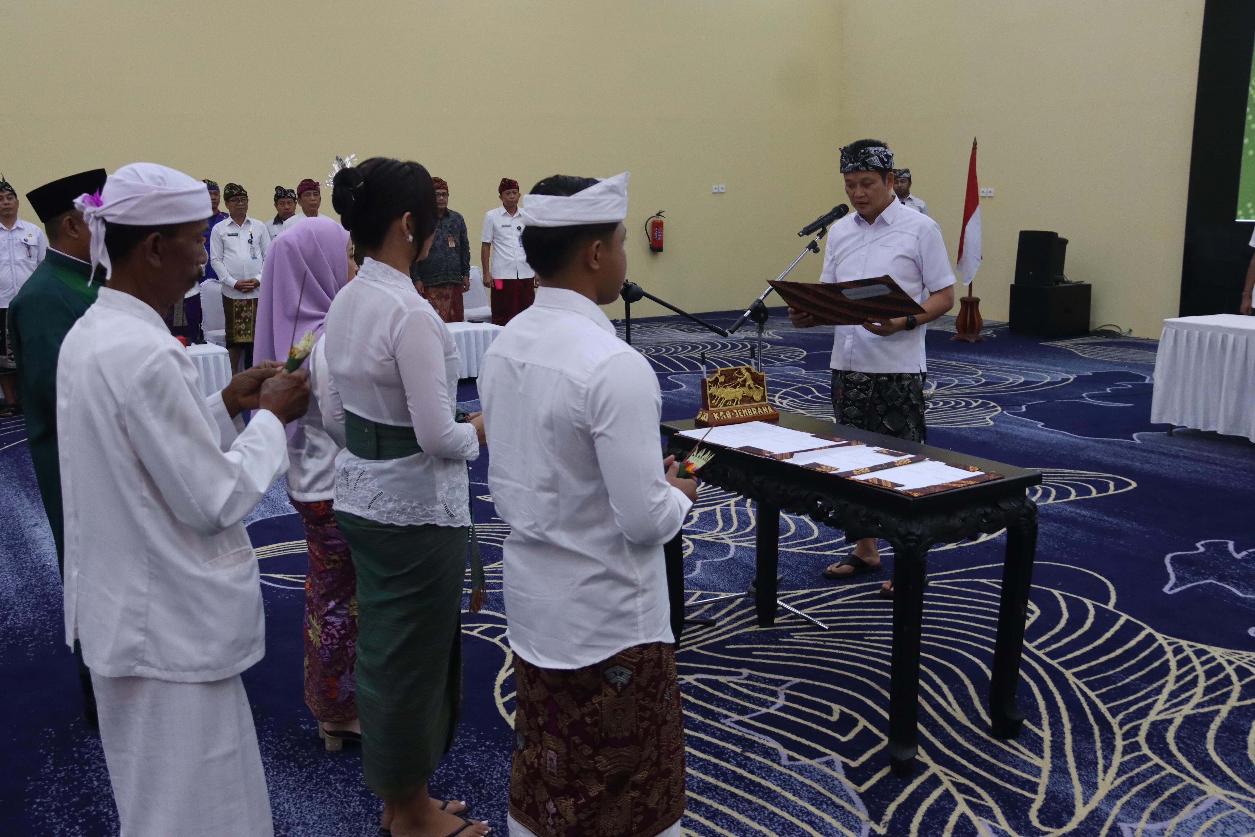 Pelantikan PPPK tahap II di Ballroom Gedung Kesenian Ir. Soekarno, Selasa (30/9/2025).