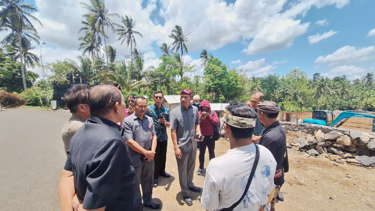 Sidak Komisi I DPRD Tabanan ke Pabrik Mikol dan Proyek Perumahan di Selemadeg.