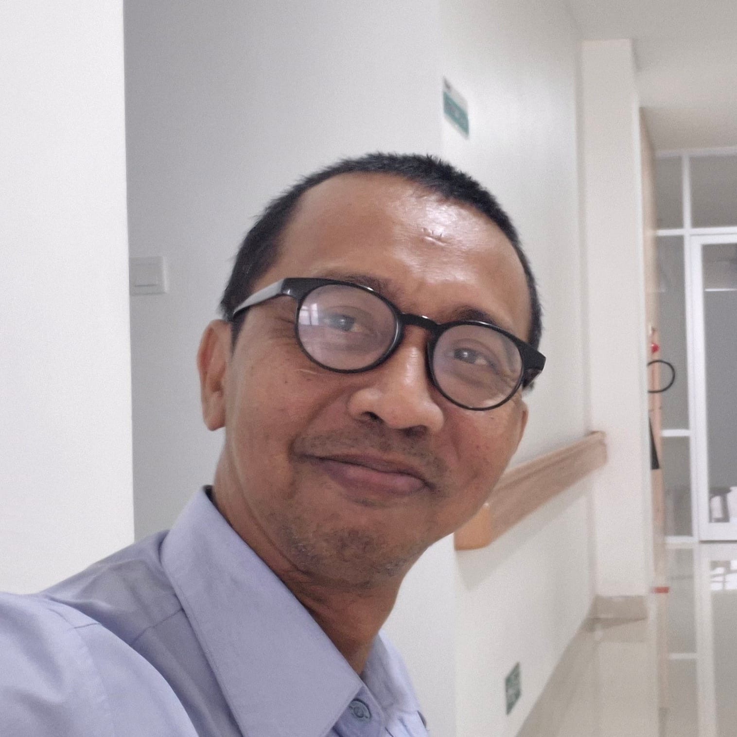 Dr. I Gede Agus Wibawa, A.P, M.S(Gus Beng). Dosen FISIP Universitas Warmadewa; Peneliti pada Lembaga Kajian Nasional (LKN).