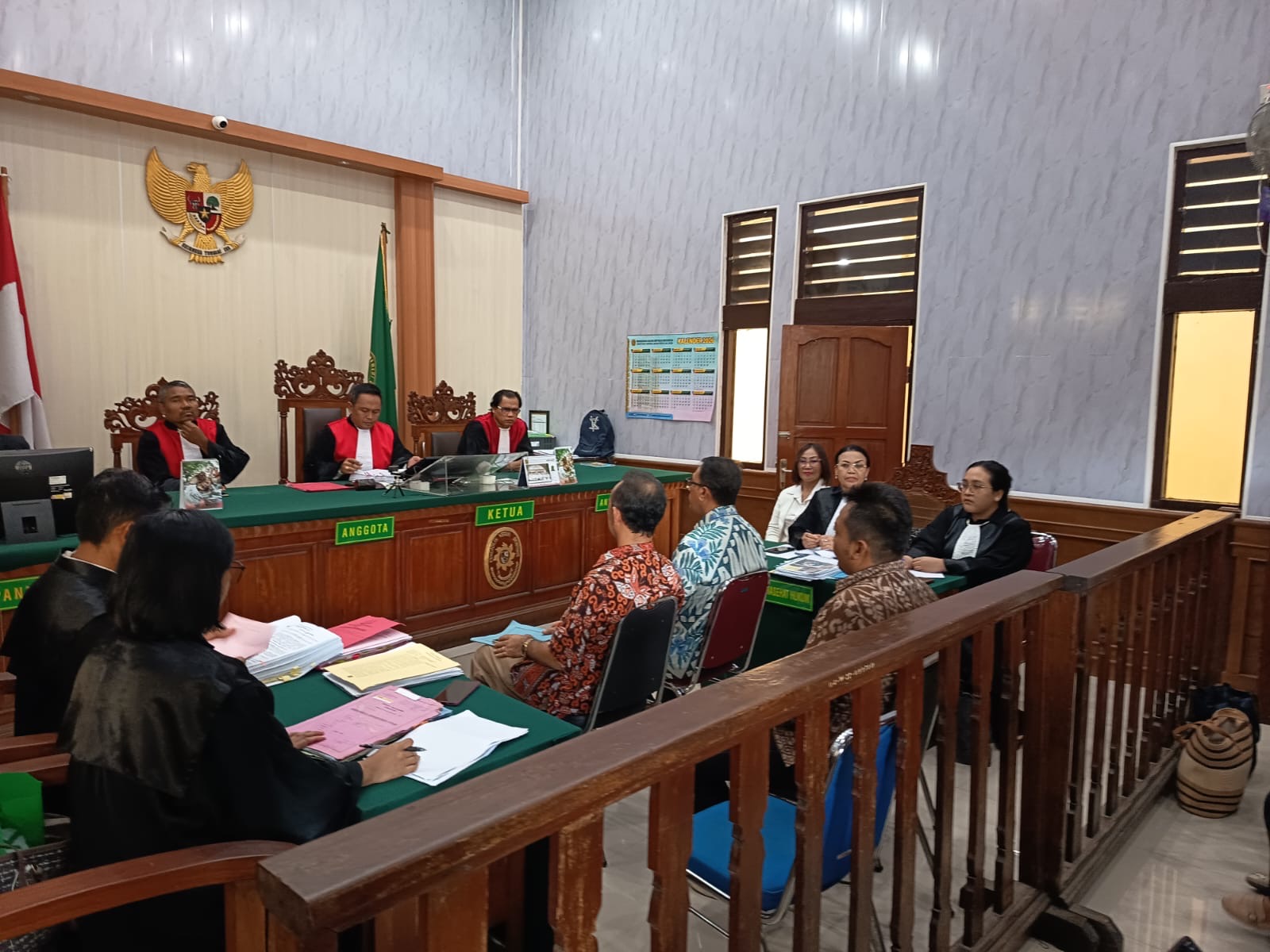 Sidang kasus dugaan penipuan dengan terdakwa Lenny Yuliana Tombokan (51) yang digelar di Pengadilan Negeri Denpasar, Selasa (3/3/2026).