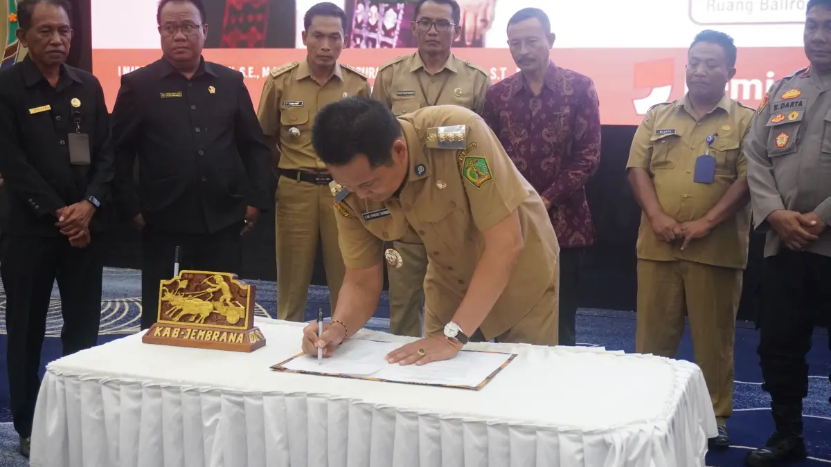 Bupati Jembrana I Made Kembang Hartawan saat membukan kegiatan Musrenbang RKPD tahun 2027 di Balroom Gedung Kesenian Bung Karno, Senin (30/3/2026).