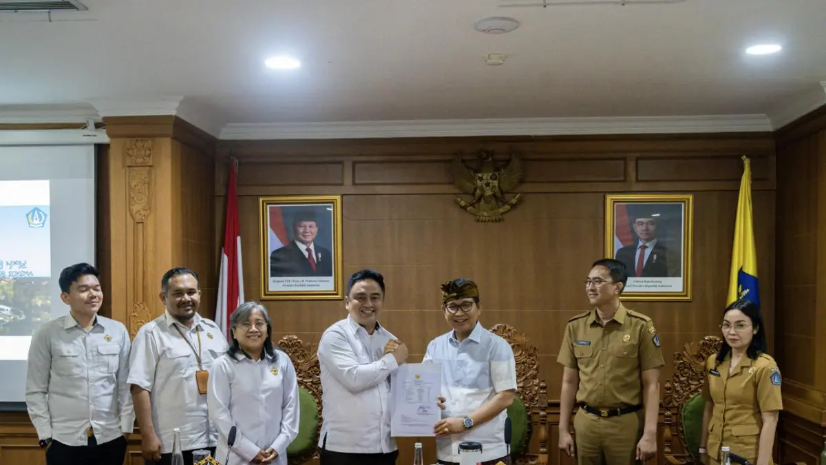 ENTRY MEETING: Bupati Adi Arnawa saat menghadiri entry meeting BPK atas LKPD Kabupaten Badung TA 2025, di Ruang Pertemuan Kriya Gosana, Puspem Badung, Senin (6/4). (istimewa)