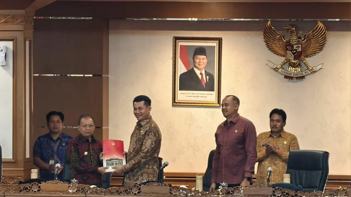 RAPAT:&nbsp;DPRD Provinsi Bali menggelar Rapat Paripurna ke-31 Masa Persidangan II Tahun Sidang 2025–2026, Senin (6/4/2026). (istimewa)
