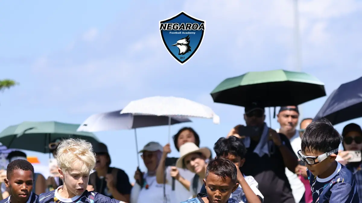 Aksi salah satu pemain Negaroa FA U10 saat turnamen Bali 7s 2026 kategori Gold. (ist)