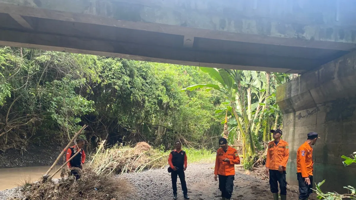 Asesmen penyebab banjir di Desa Nusa Sari, Kecamatan Melaya, Kabupaten Jembrana.(ist)
