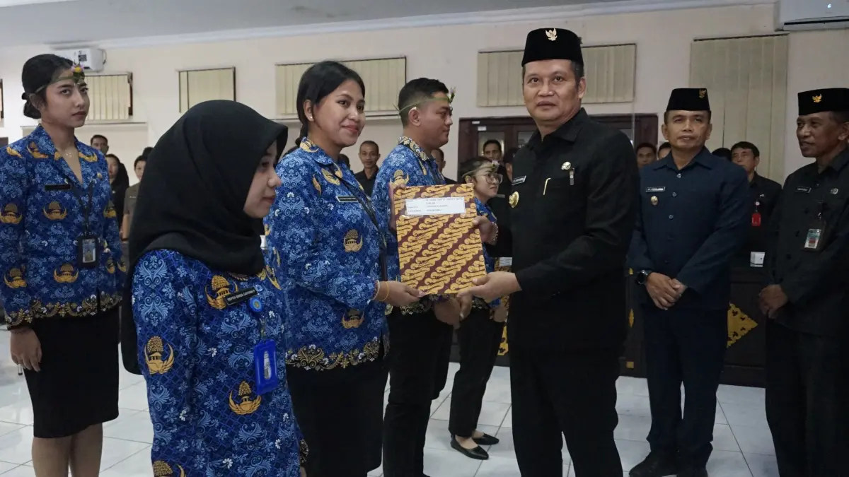 Pelantikan pejabat dan PNS baru di Lingkup Pemkab Jembrana.