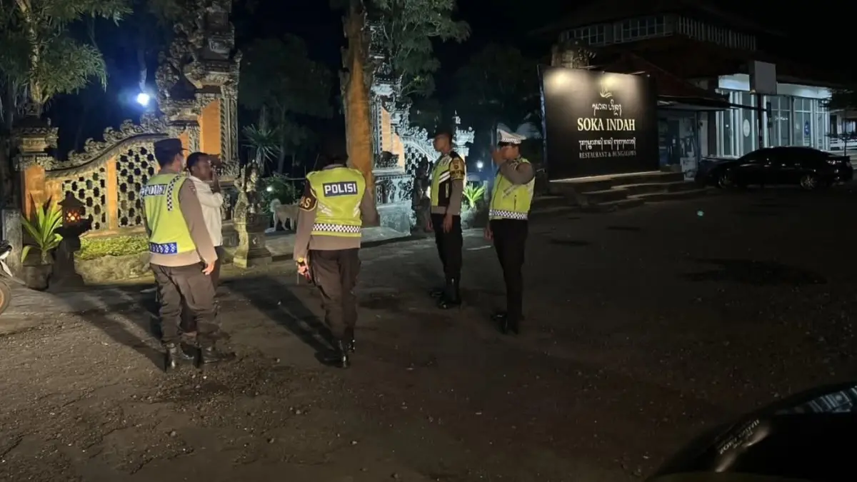 Anggota Polsek Selemadeg gelar patroli malam. (ist)