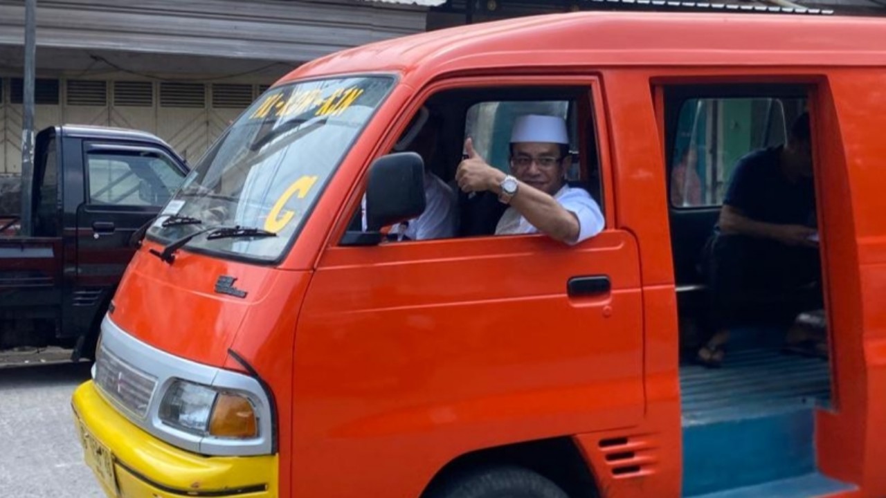 Keliling dari Kajen-Pekalongan, Rizal Bawazier Ajak Masyarakat Naik Angkot Gratis (istimewa)