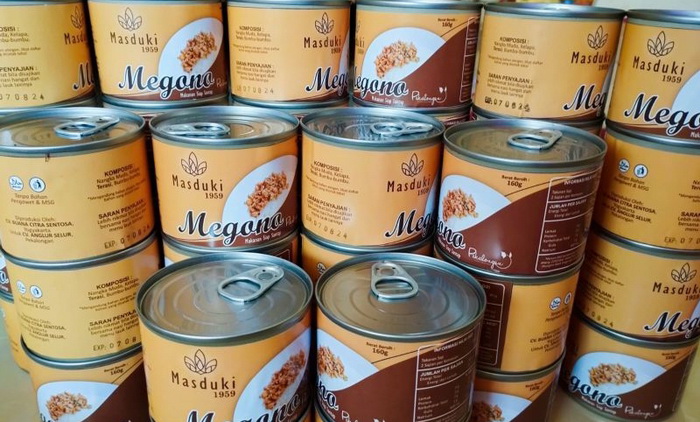 KALENGAN : Penampakan kuliner megono kalengan, yang bisa buat oleh-oleh.