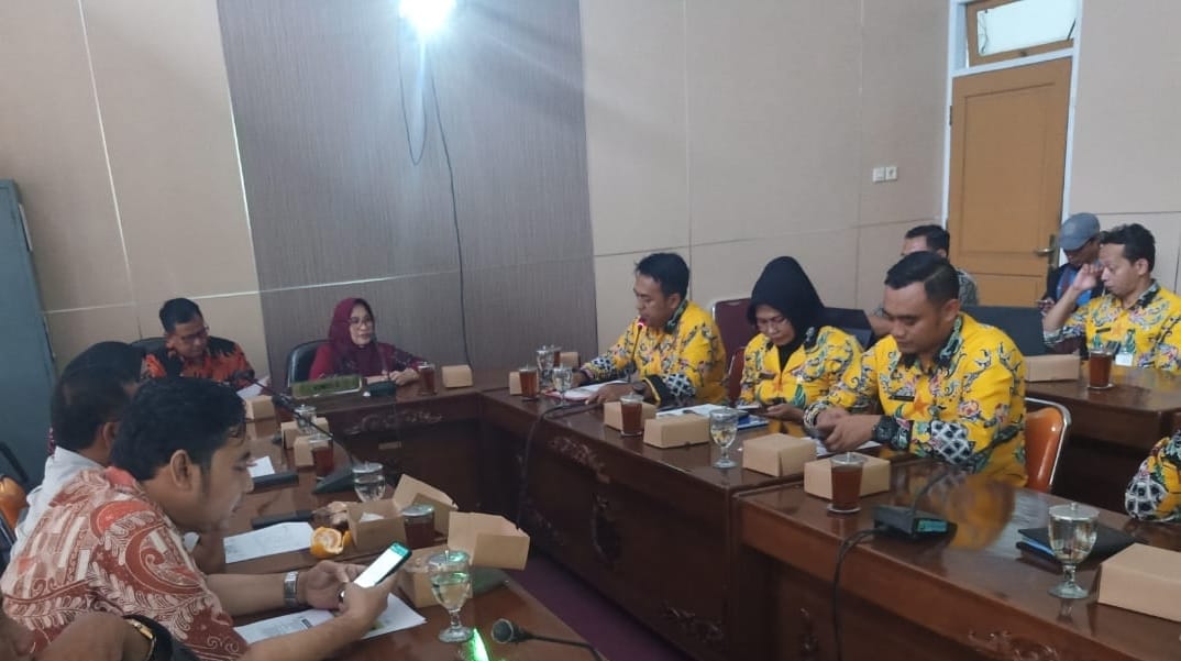 RENCANA RELOKASI: Pemkab Pekalongan saat memaparkan rencana anggaran relokasi RSUD Kraton di hadapan DPRD, beberapa waktu lalu.