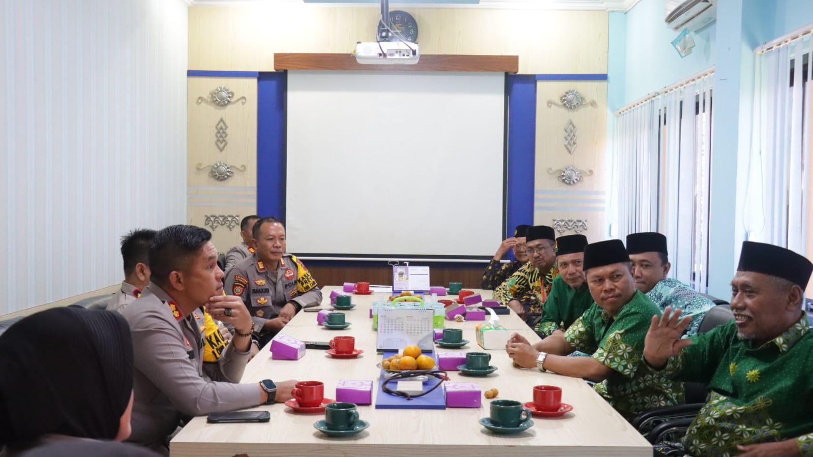 SILATURAHMI: Petinggi Polres Pekalongan saat bersilaturahmi ke PD Muhammadiyah Kabupaten Pekalongan, Kamis (25/1/2024).