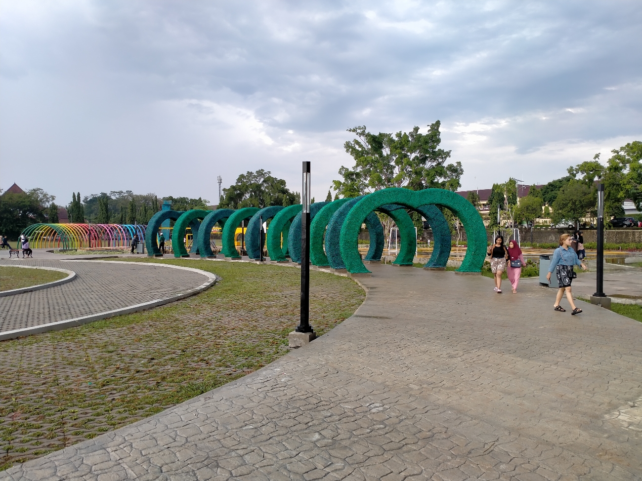 SUDAH DIBUKA: Suasana di taman Alun-Alun Kajen pada Jumat (16/2/2024).