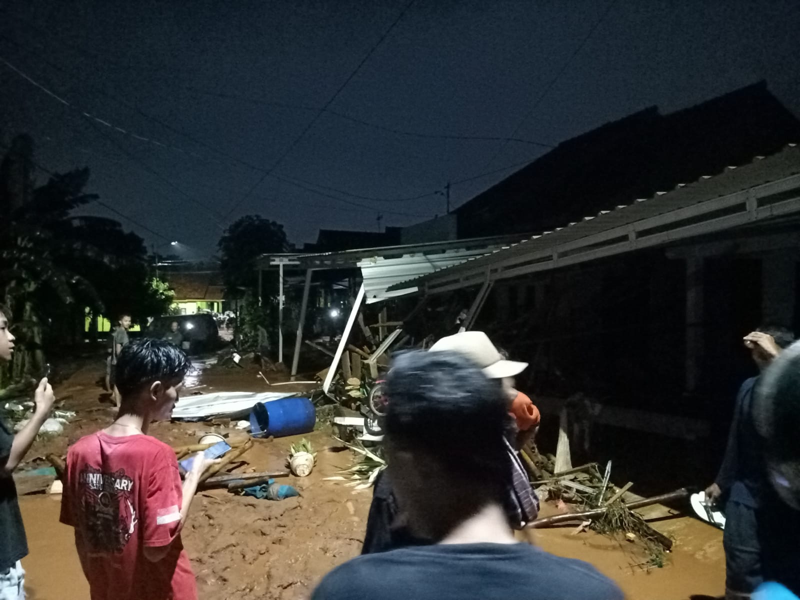 BANJIR BANDANG: Situasi di lokasi terdampak banjir bandang Desa Wangandowo, Kecamatan Bojong, Kabupaten Pekalongan, Rabu (13/3/2024).
