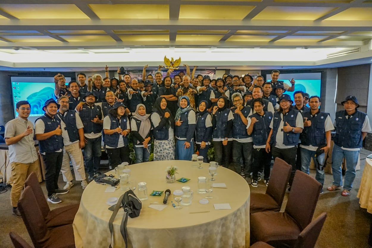 FOTO BERSAMA: Usai pelatihan wawasan Inflasi, penulisan dan fotografi, wartawan ekonomi BI berfoto bersama.