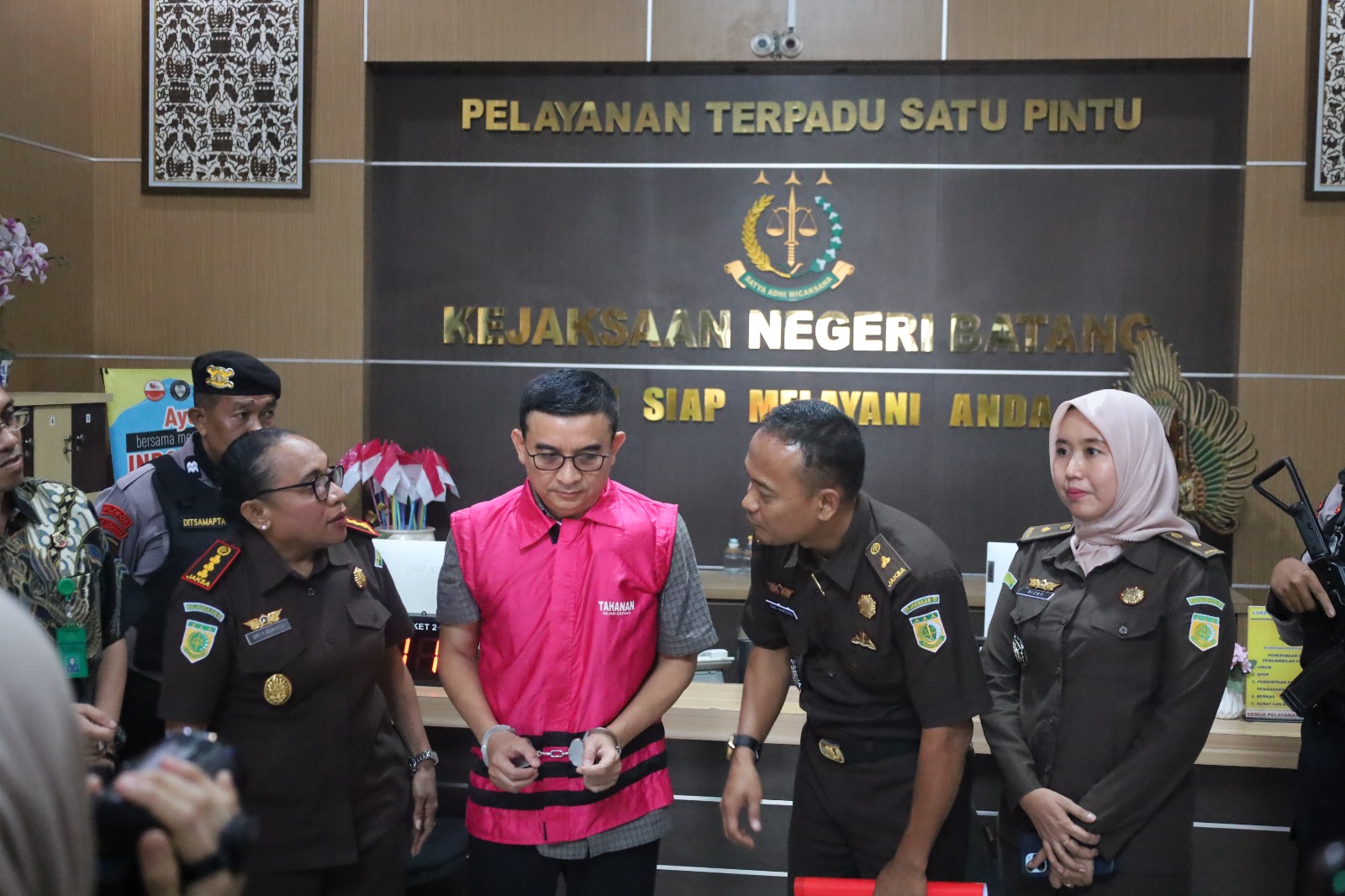 TERSANGKA: Proses penetapan tersangka dan penahanan di Lapas Klas II B Batang selama 20 hari. (Istimewa)