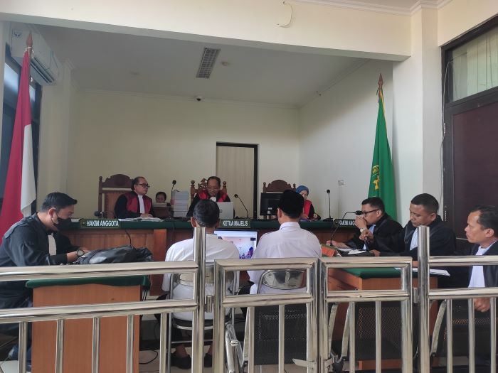 SIDANG: Suasana di ruang persidangan dua terdakwa kasus korupsi dana hibah KONI Kabupaten Pekalongan di Pengadilan Negeri Tipikor Semarang.