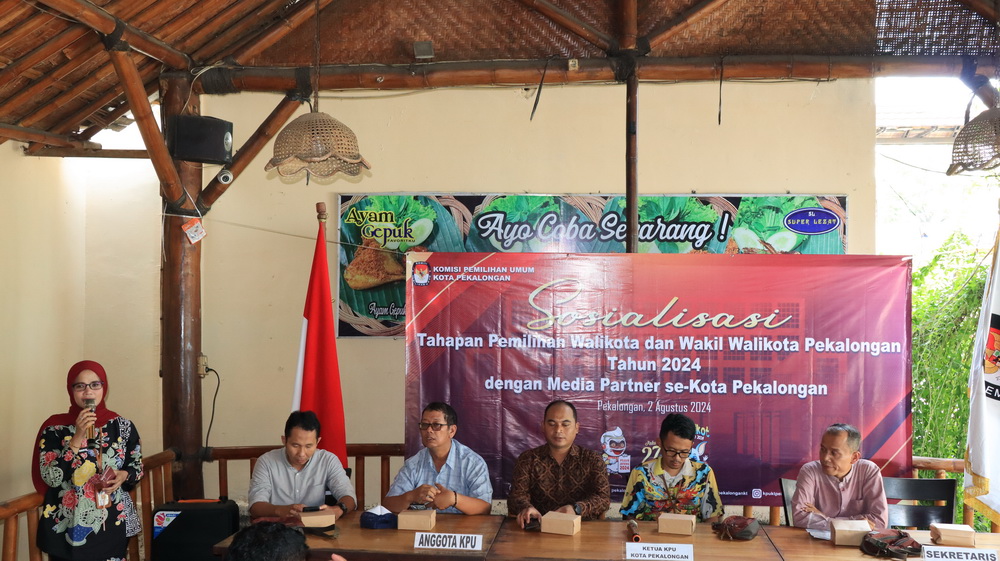 KETERANGAN: KPU Kota Pekalongan mulai menggelar sosialisasi tahapan-tahapan Pilwakot 2024.