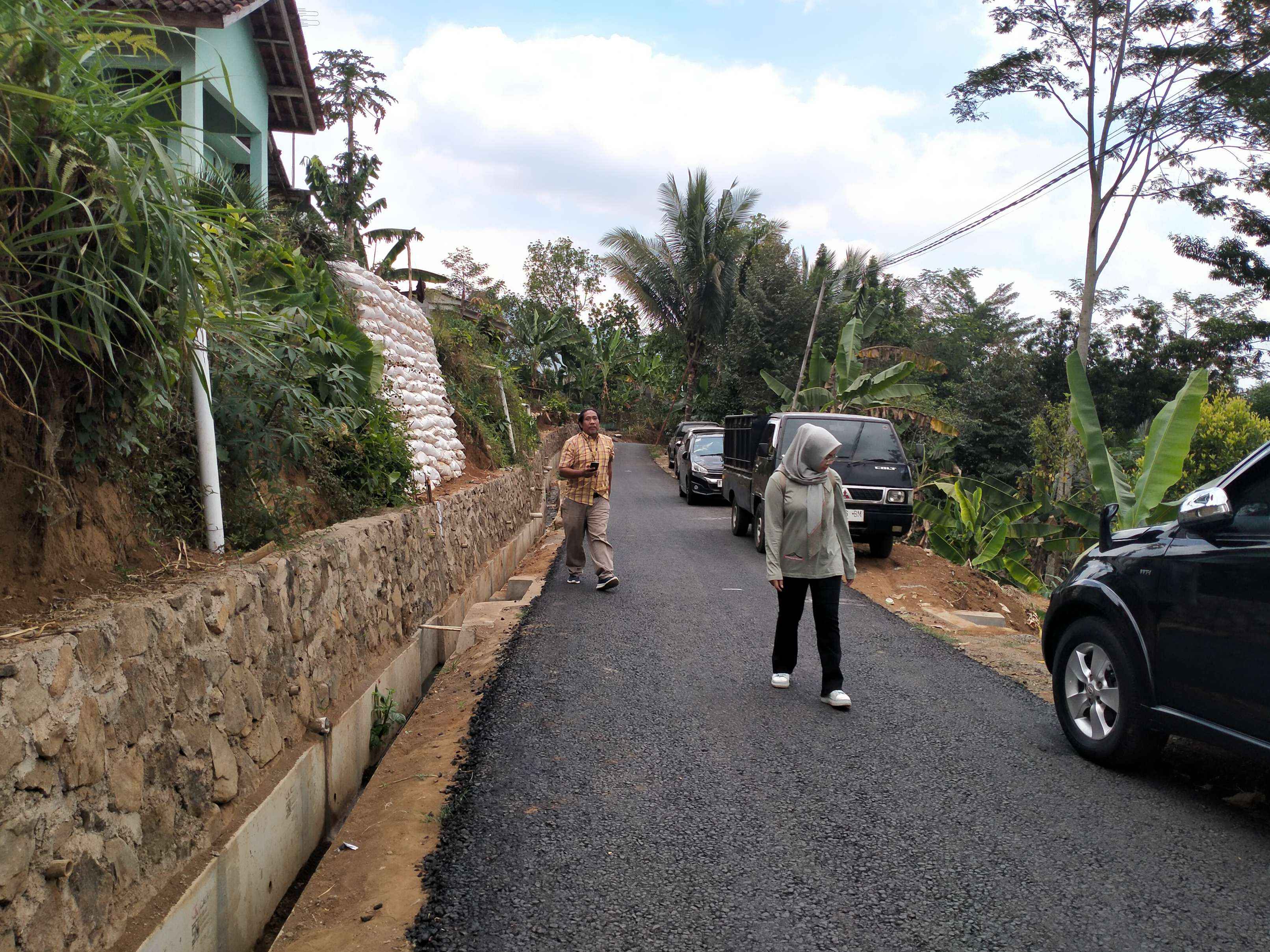 USAI DIPERBAIKI: Kondisi ruas jalan Domiyang-Notogiwang sekarang usai diperbaiki.