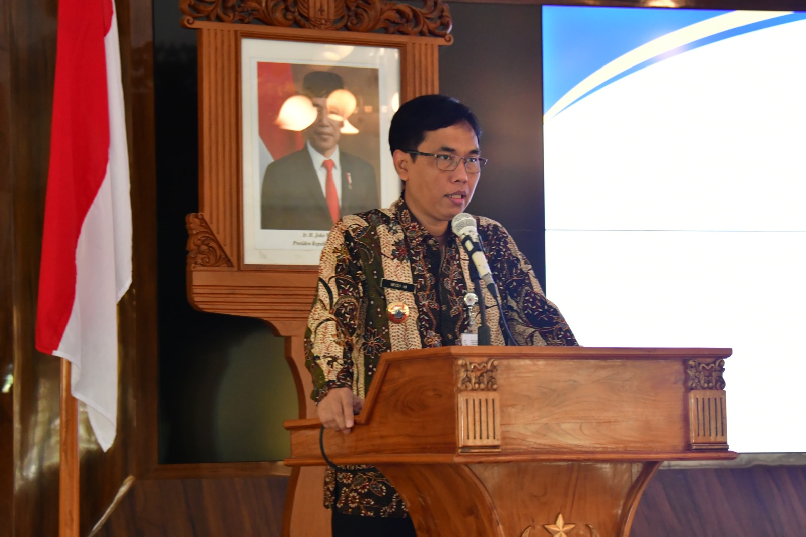 KEJAR PIUTANG: Pjs Bupati Pekalongan Widi Hartanto saat peluncuran program Sengkuyung Prototype, beberapa waktu lalu.