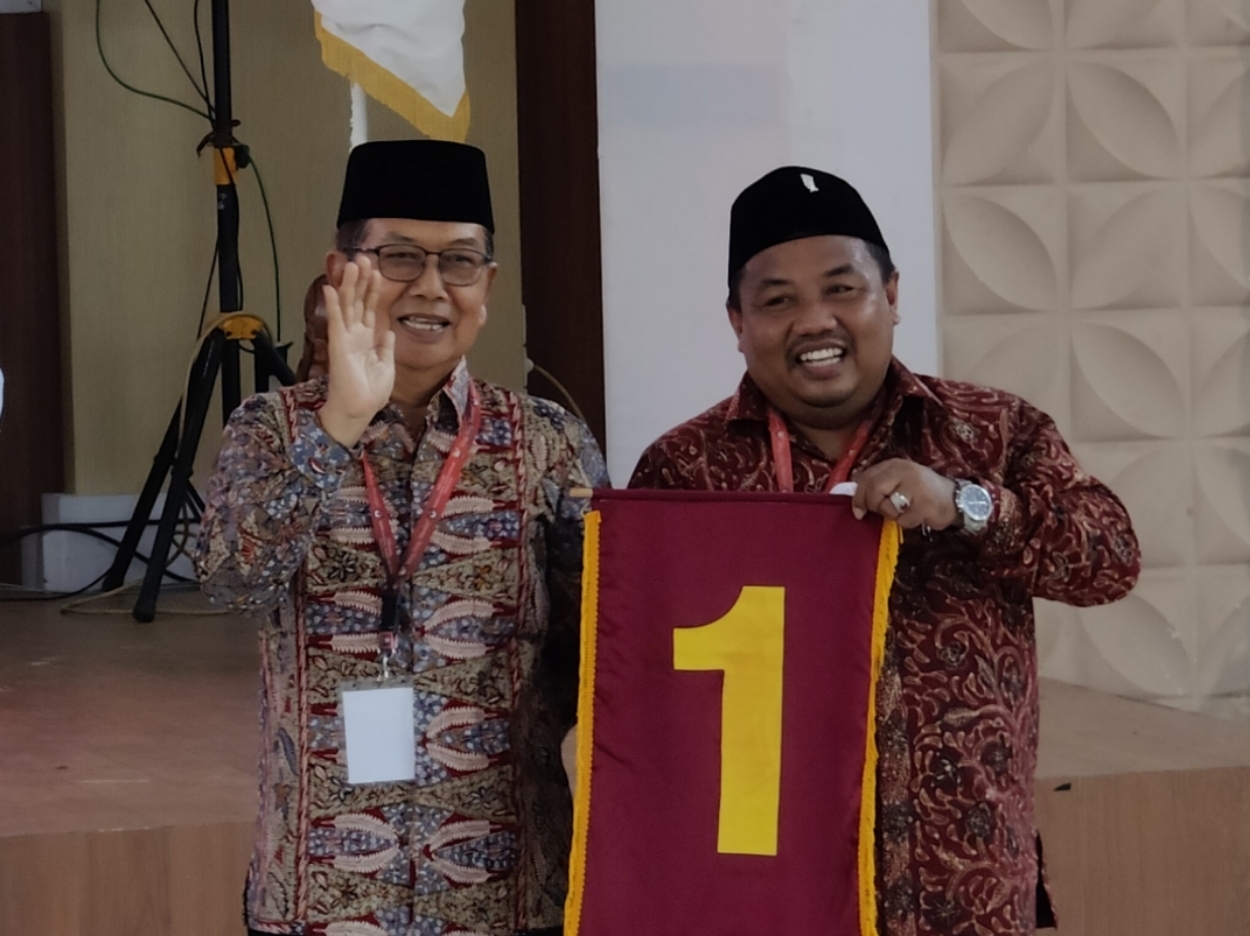 Fallas-Ridwan Komitmen Jaga Warisan Budaya Batang, Termasuk Batik Rifaiyah.