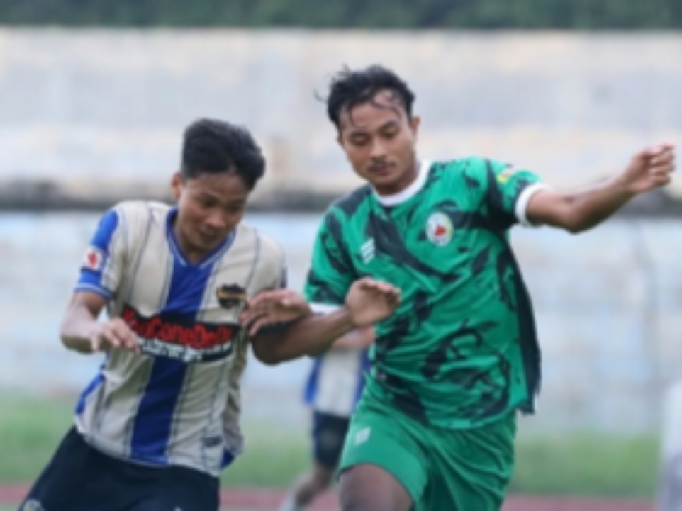 Laga Persik Kendal vs Bintang Timur Kabupaten Pekalongan.
