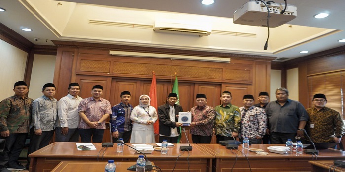 BERSINERGI : Direktur Urais-Binsyar Kemenag Arsad Hidayat dan jajarannya melakukan pertemuan dengan LF PBNU dan Majelis Tarjih dan Tajdid Muhammadiyah.