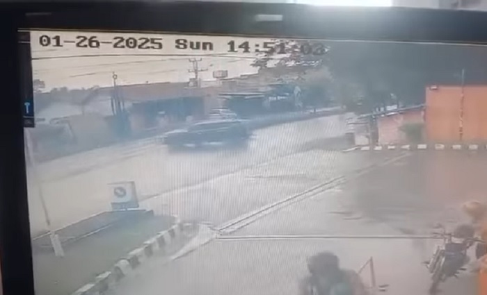 LAKA MAUT: Tangkapan layar CCTV yang merekam peristiwa kecelakaan maut di Kota Pekalongan.