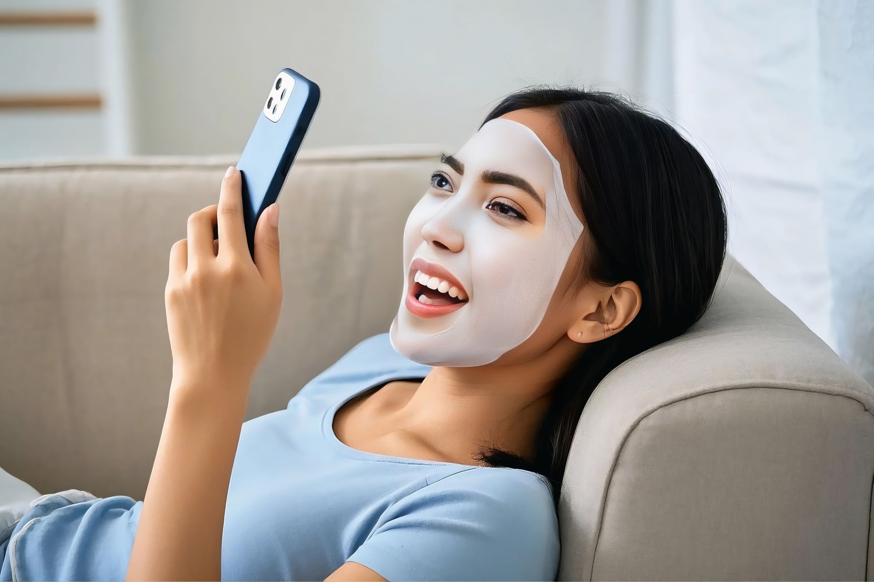 PERAWATAN - Sambil santai perawatan bisa sekalian buat konten untuk sosial media, ter khusus Facebook Pro, cantik dan tambah cuan.