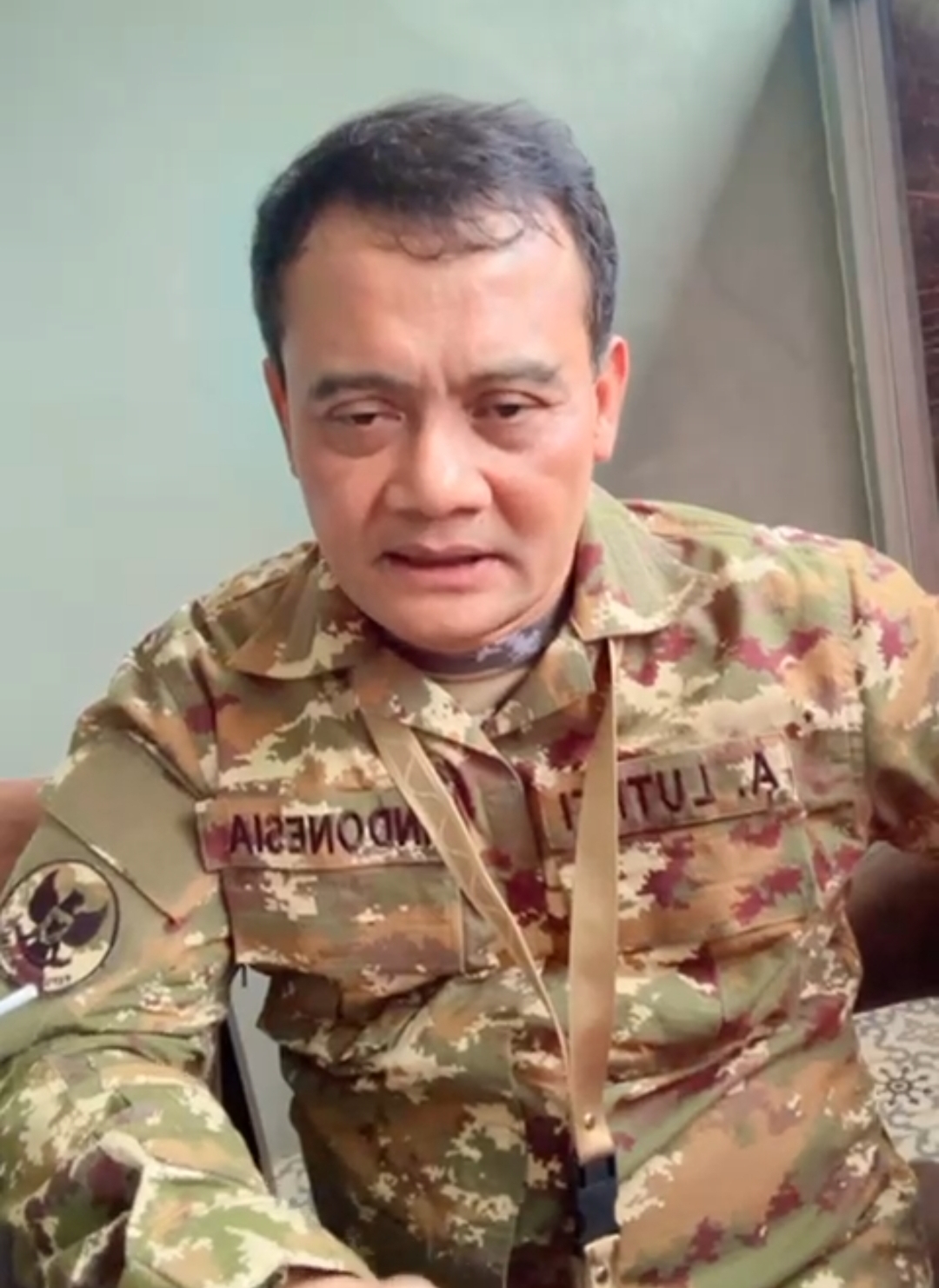 TANGGAPI LAPORAN: Tangkapan layar video Gubernur Jateng Ahmad Luthfi saat menanggapi laporan Bupati Pekalongan Fadia Arafiq.