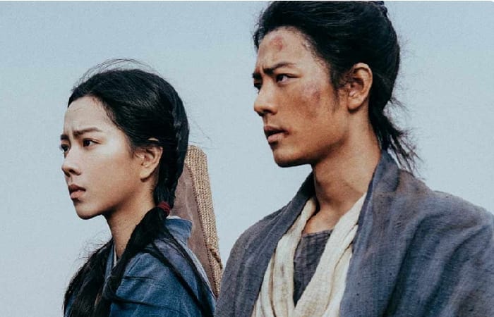 Zhuang Dafei sebagai Huang Rong dan Xiao Zhan sebagai Guo Jing