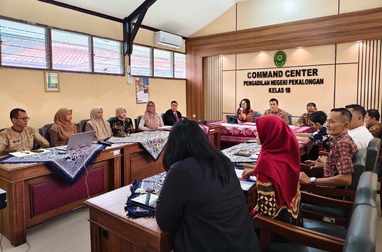 RAKOR &ndash; APH Pekalongan dan perwakilan saat menggelar rakor di Pengadilan Negeri Pekalongan, Jumat (7/3/2025).