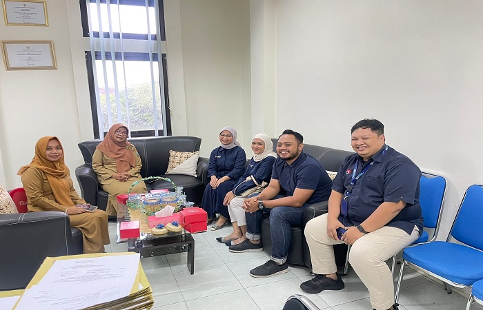 CEGAH STUNTING : Perwakilan Cazbox White Label by Metranet saat berkunjung ke kantor P3AP2KB Kabupaten Kudus, beberapa waktu yang lalu.