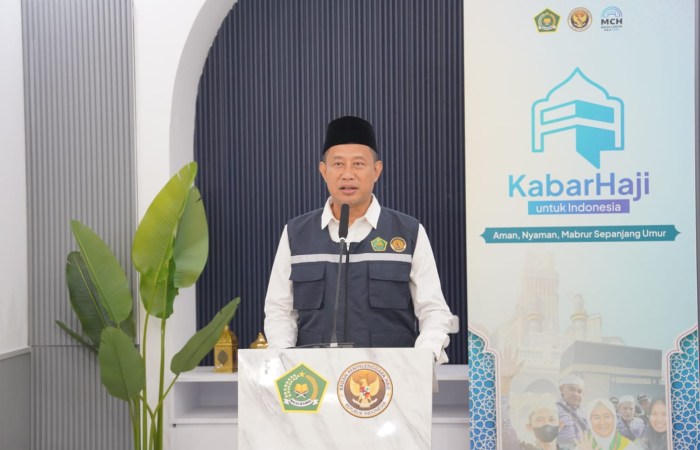 PASTIKAN BUS SHOLAWAT : Kepala Biro Humas dan Komunikasi Publik Kemenag Akhmad Fauzin dalam konferensi pers Kabar Haji untuk Indonesia di Jakarta, Selasa 13 Mei 2025.