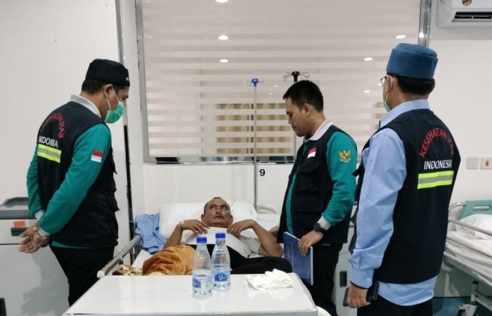 OBSERVASI : Petugas kesehatan haji di KKHI di Makkah dan Madinah meningkatkan pelayanan untuk mengantisipasi penyebaran penyakit Middle East Respiratory Syndrome Coronavirus (MERS-CoV).
