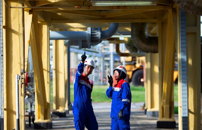 MANDIRI ENERGI : PGN terus menyediakan layanan pemanfaatan gas bumi bagi Indonesia yang tersebar di 18 provinsi meliputi 74 kabupaten-kota di Indonesia.