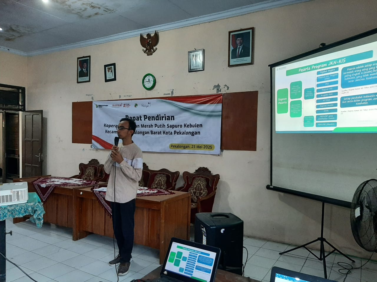 DEKAT DENGAN MASYARAKAT: Sosialisasi Partner JKN di Aula Kelurahan Sapuro Kebulen, Kecamatan Pekalongan Barat, Jumat 24 Mei 2025.