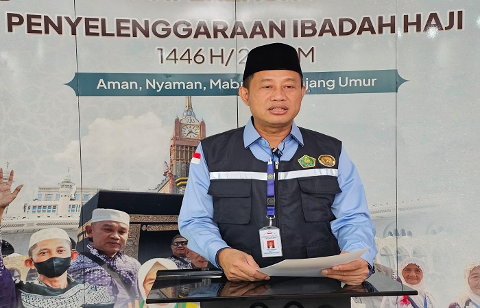 DISTRIBUSI KARTU NUSUK : Kepala Biro Humas dan Komunikasi Publik Akhmad Fauzin dalam Konferensi Pers Penyelenggaraan Ibadah Haji 1446H/ 2025 M, di Makkah, Selasa 27 Mei 2025.