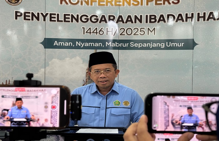 PASTIKAN PEMBAYARAN DAM : Ketua Petugas Penyelenggara Ibadah Haji (PPIH) Arab Saudi, Muchlis M Hanafi, dalam konferensi pers di Makkah, Rabu 28 Mei 2025.