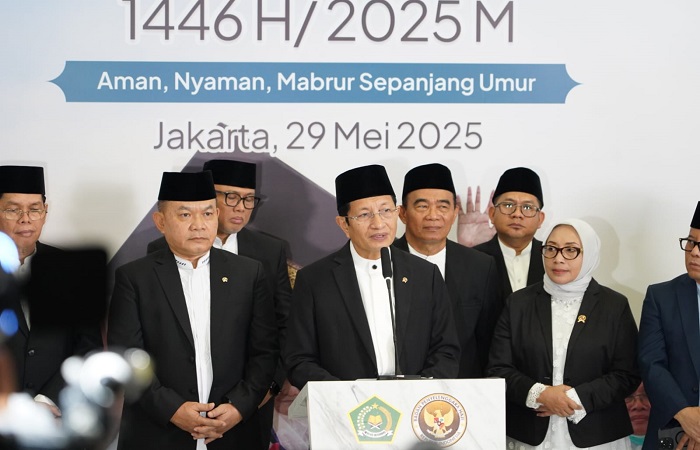 KAWAL LAYANAN HAJI : Menteri Agama Nasaruddin Umar, dalam konferensi pers jelang keberangkatan Amirulhaj di Jakarta, Kamis 29 Mei 2025.