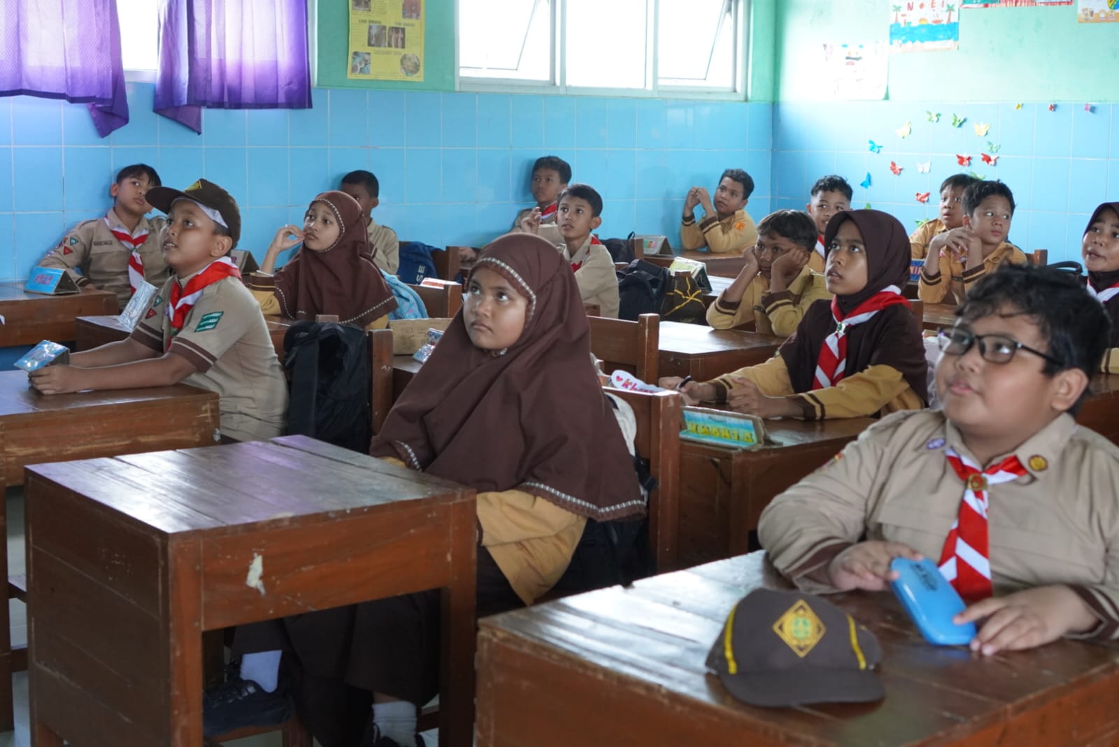 BELAJAR - Suasana belajar di salah satu sekolah Dasar di Kota Pekalongan.