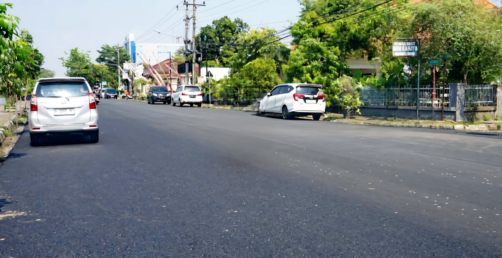 MULUS - Salah satu ruas jalan Diponegoro Kota Pekalongan yang saat ini sudah mulai mulus, usai dilakukan perbaikan.