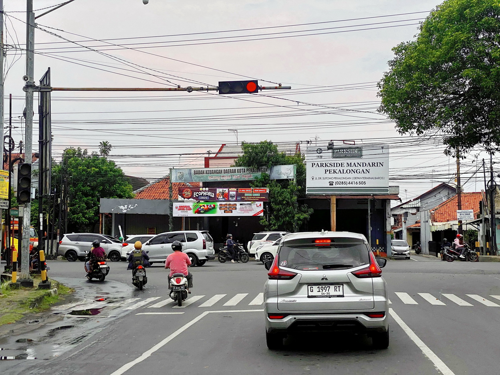 PENAMPAKAN SIMPANG POSIS - Simpang Posis jalan Dr Wahidin dengan jalur pantura, salah satu titik Lalu Lintas sibuk di jalur Kota Pekalongan.