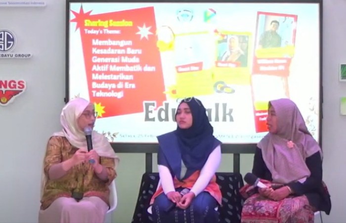 JAGA IDENTITAS : Mbak Utin saat menghadiri undangan event internasional