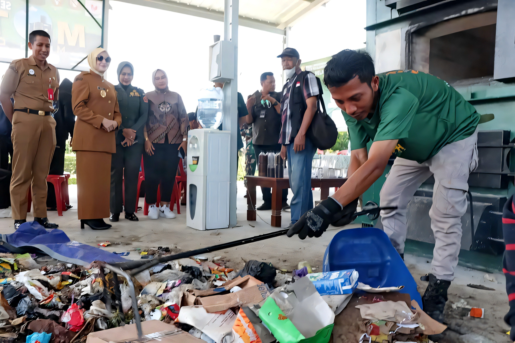CEK LAPANGAN - Wakil Wali Kota Pekalongan, Balgis Diab, meninjau langsung kesiapan pengoperasian MOTAH, Selasa (15/7/2025).