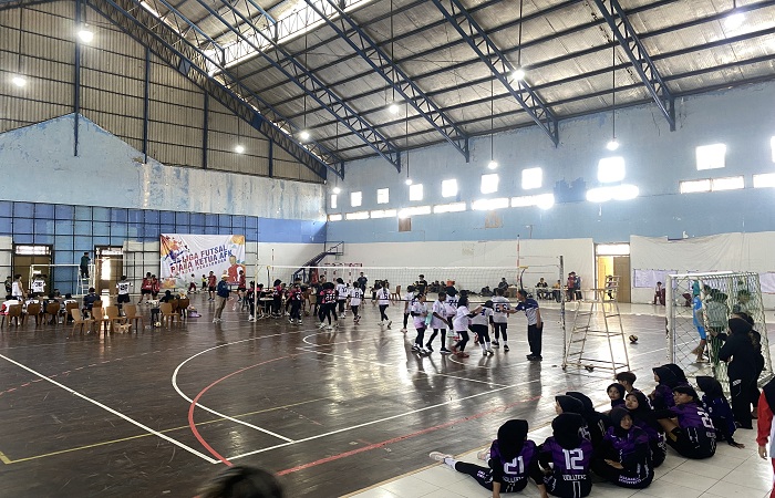 WALI KOTA CUP : Ratusan pelajar dari tingkat SD, SMP, hingga SMA se-Kota Pekalongan ambil bagian dalam kompetisi tiga cabang olahraga unggulan, yakni bola voli, futsal, dan sepak takraw.